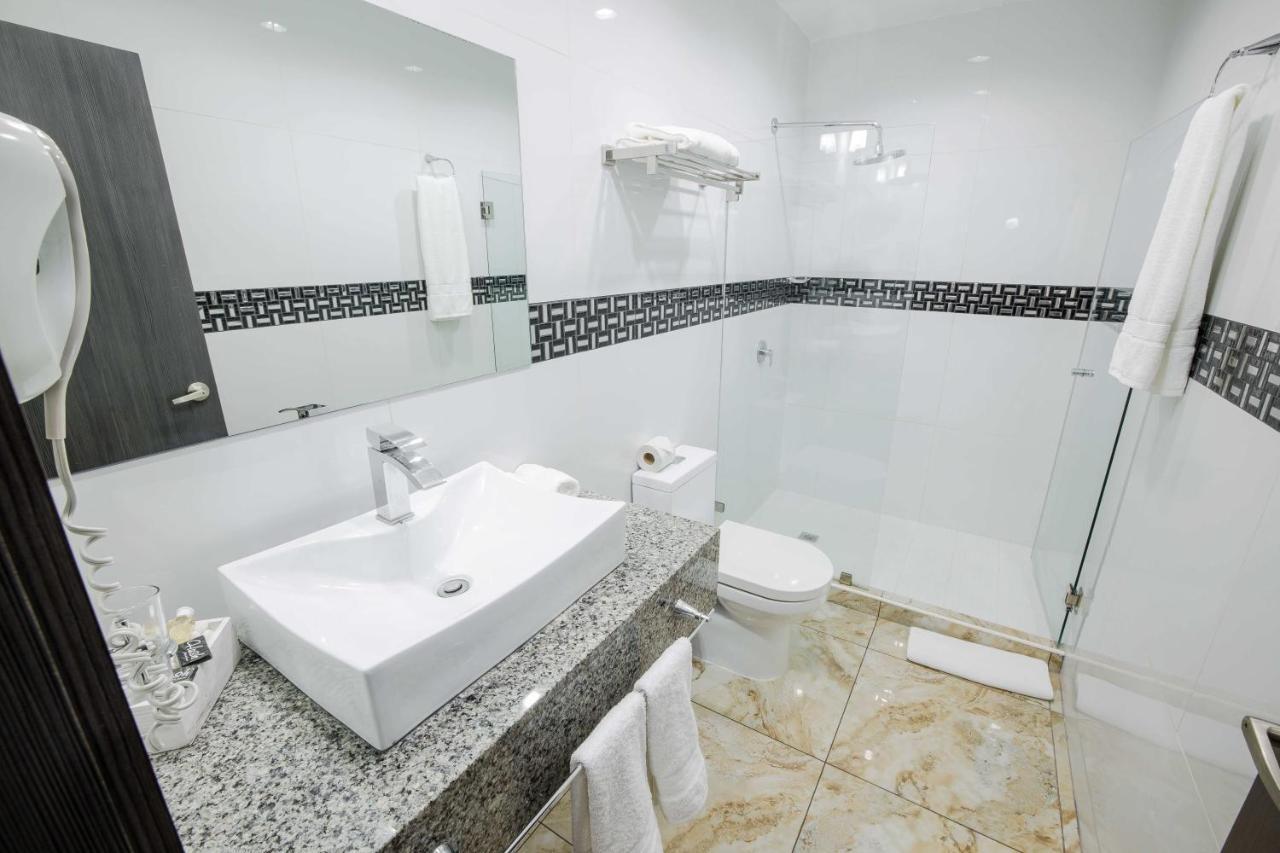 Basha Hotel & Restaurant San Pedro Sula Dış mekan fotoğraf