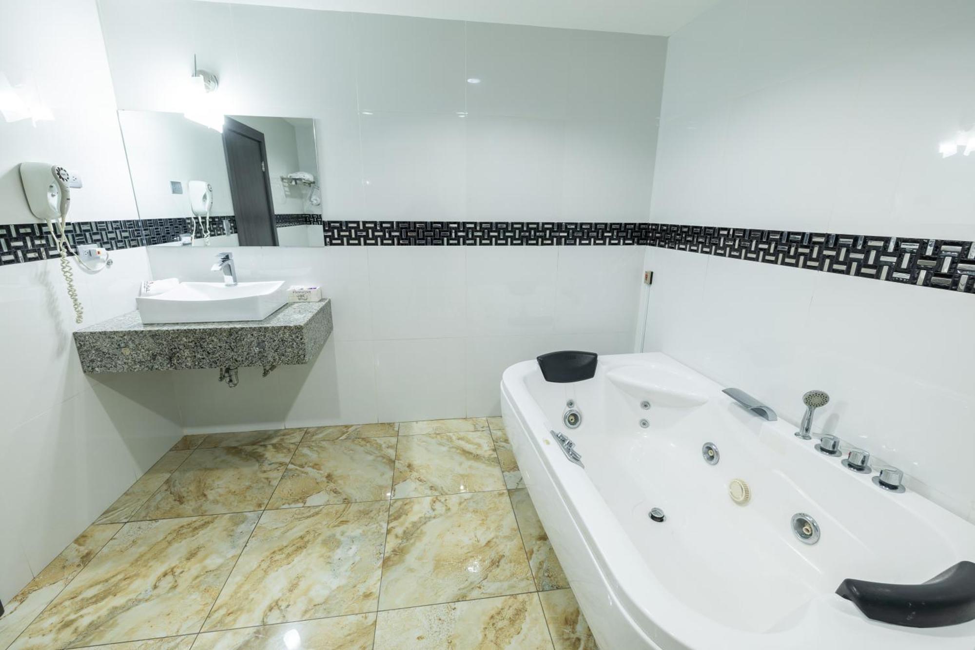 Basha Hotel & Restaurant San Pedro Sula Dış mekan fotoğraf